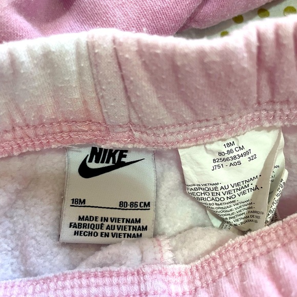 Nike Matching Set - Picture 3 of 3